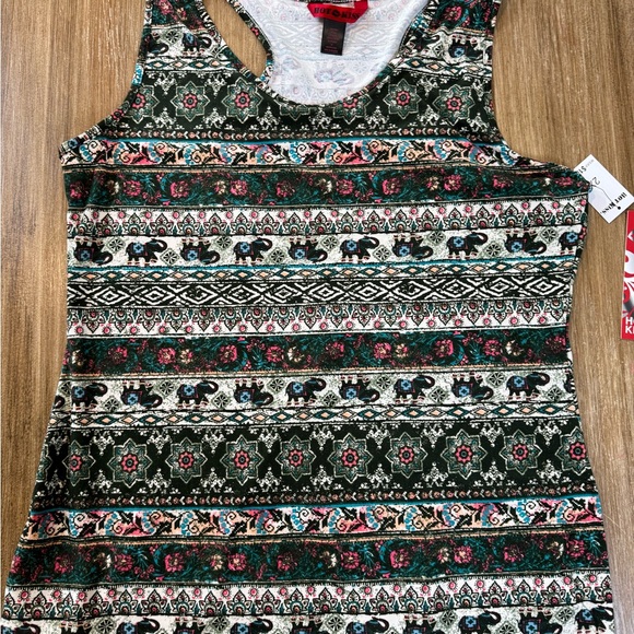 Bohemian Patterned Razorback Tanks - Picture 4 of 5